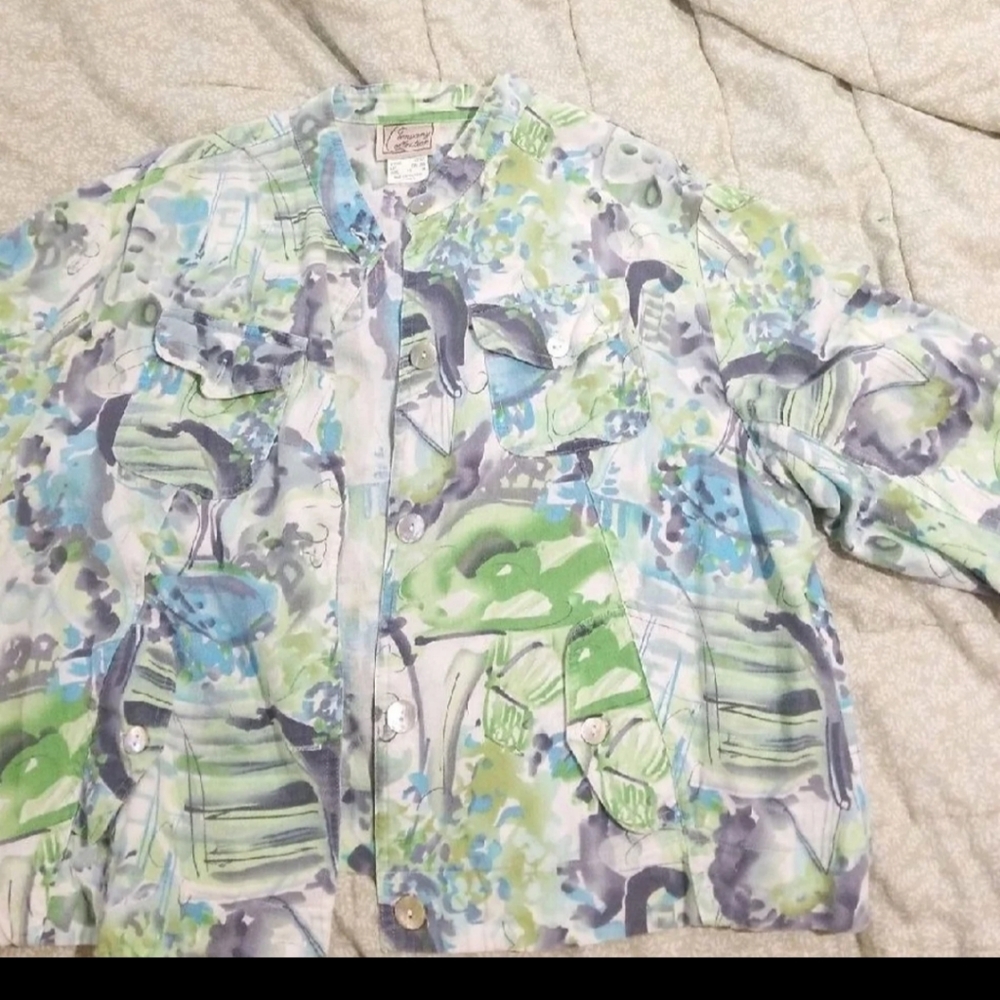 XL green,blue and white 3/4 sleeve blouse/jacket